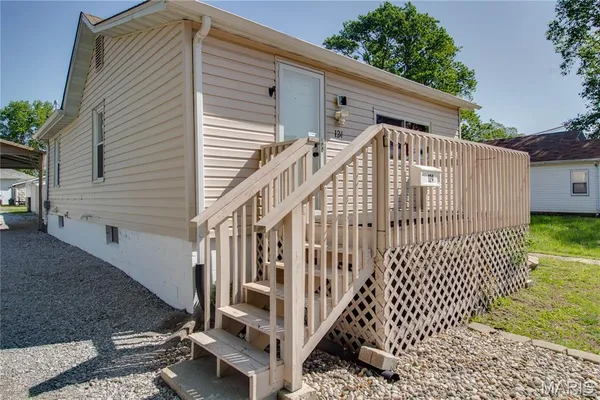 $59,900 | 124 East 7th Street, Roxana, IL 62084