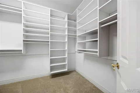 $1,100,000 | 6 Upper Conway Lane, Chesterfield, MO 63017