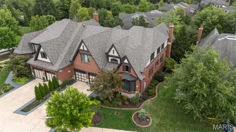 $1,100,000 | 6 Upper Conway Lane, Chesterfield, MO 63017