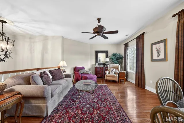 $1,250,000 | 6 Upper Conway Lane, Chesterfield, MO 63017