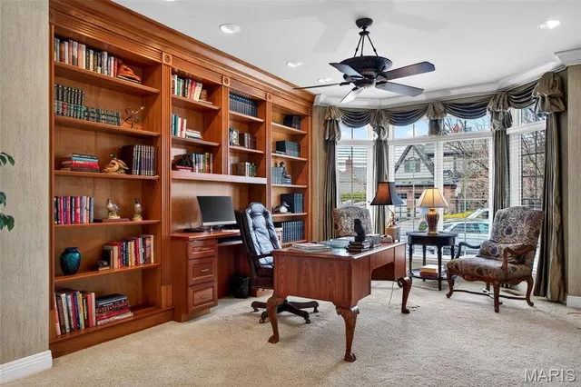 $1,250,000 | 6 Upper Conway Lane, Chesterfield, MO 63017