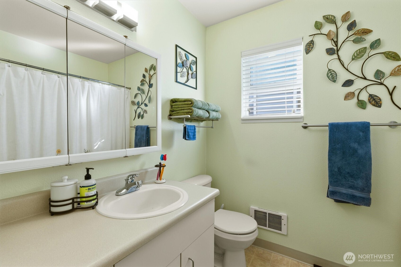 3309 South Mead Street Seattle, WA 98118 - Photo 25 of 31