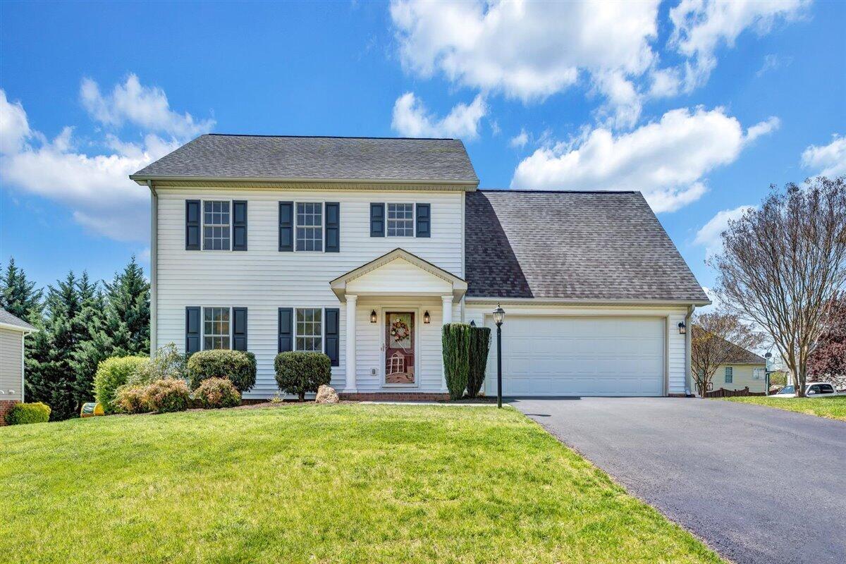 604 Castleridge Road Vinton, VA 24179 - Photo 1 of 48 Welcome