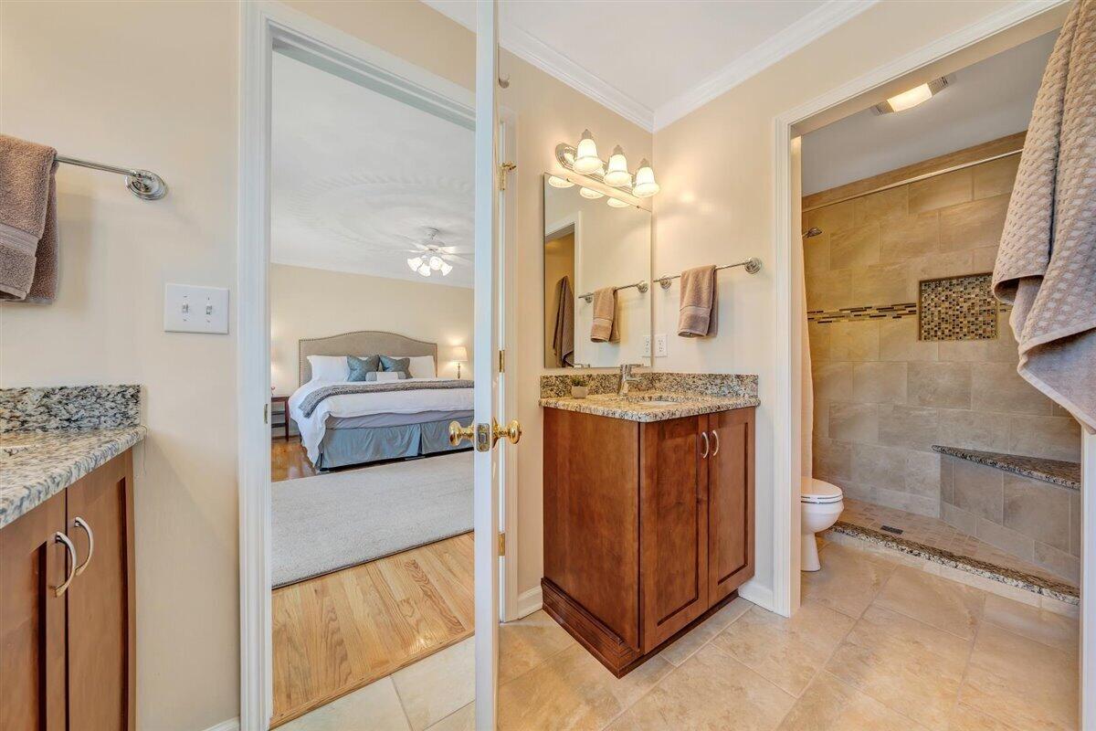 604 Castleridge Road Vinton, VA 24179 - Photo 28 of 48 Master Bath