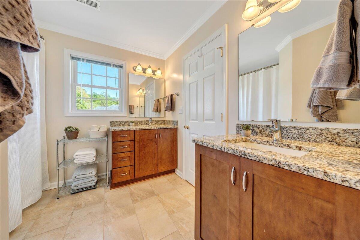 604 Castleridge Road Vinton, VA 24179 - Photo 30 of 48 Master Bath