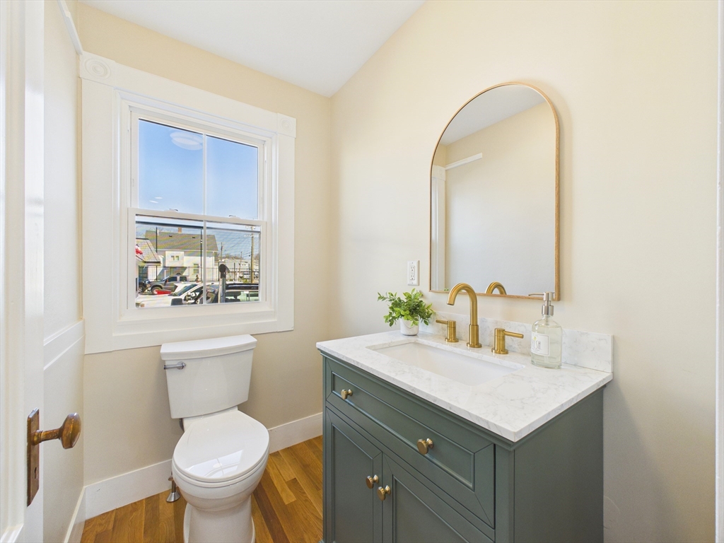 84 Middle Street Fairhaven, MA 02719 - Photo 13 of 34