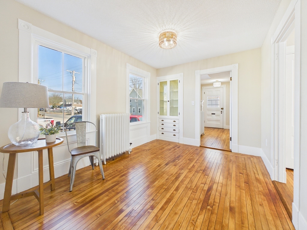 84 Middle Street Fairhaven, MA 02719 - Photo 20 of 34