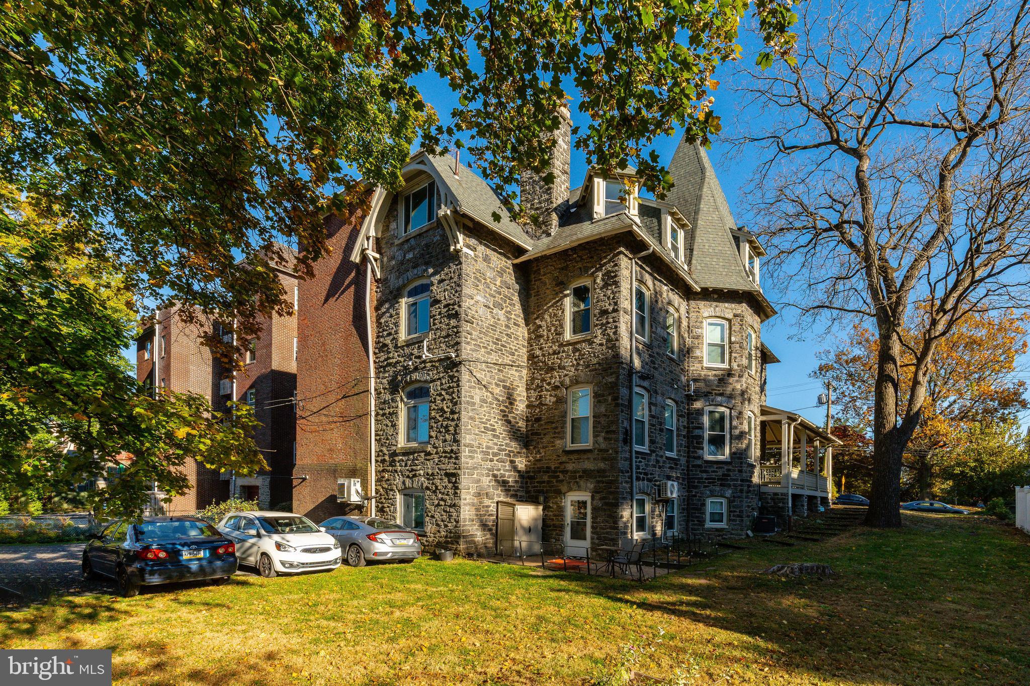 109-15 Carpenter Lane Philadelphia, PA 19119 - Photo 8 of 47