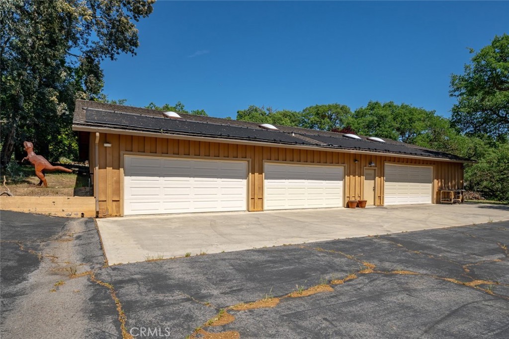 1105 Spanish Camp Road Paso Robles, CA 93446 - Photo 69 of 72 a view of a house with a outdoor space and window