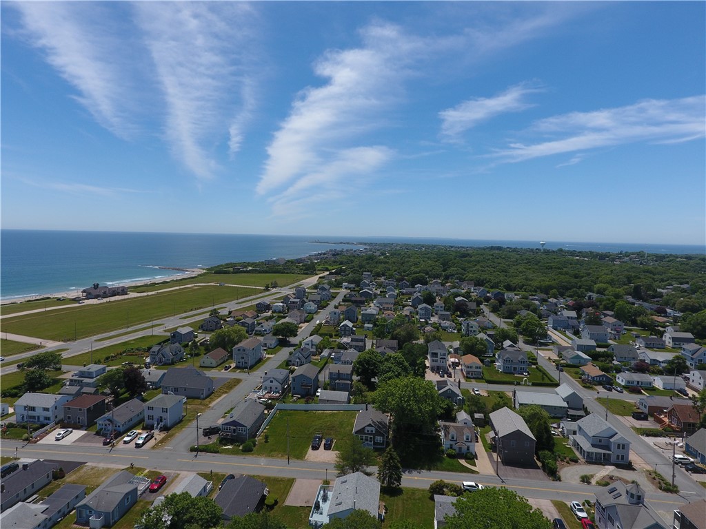 51 Glendale Road Narragansett, RI 02882 - Photo 12 of 50