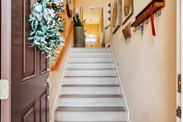 $955,000 | 6264 Rocky Point Court, Oakland, CA 94605