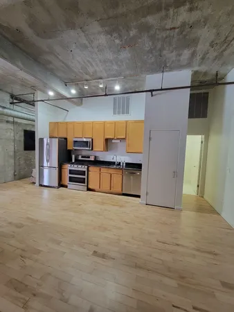 $2,300 | 1528 South Wabash Avenue, Unit 303, Chicago, IL 60605