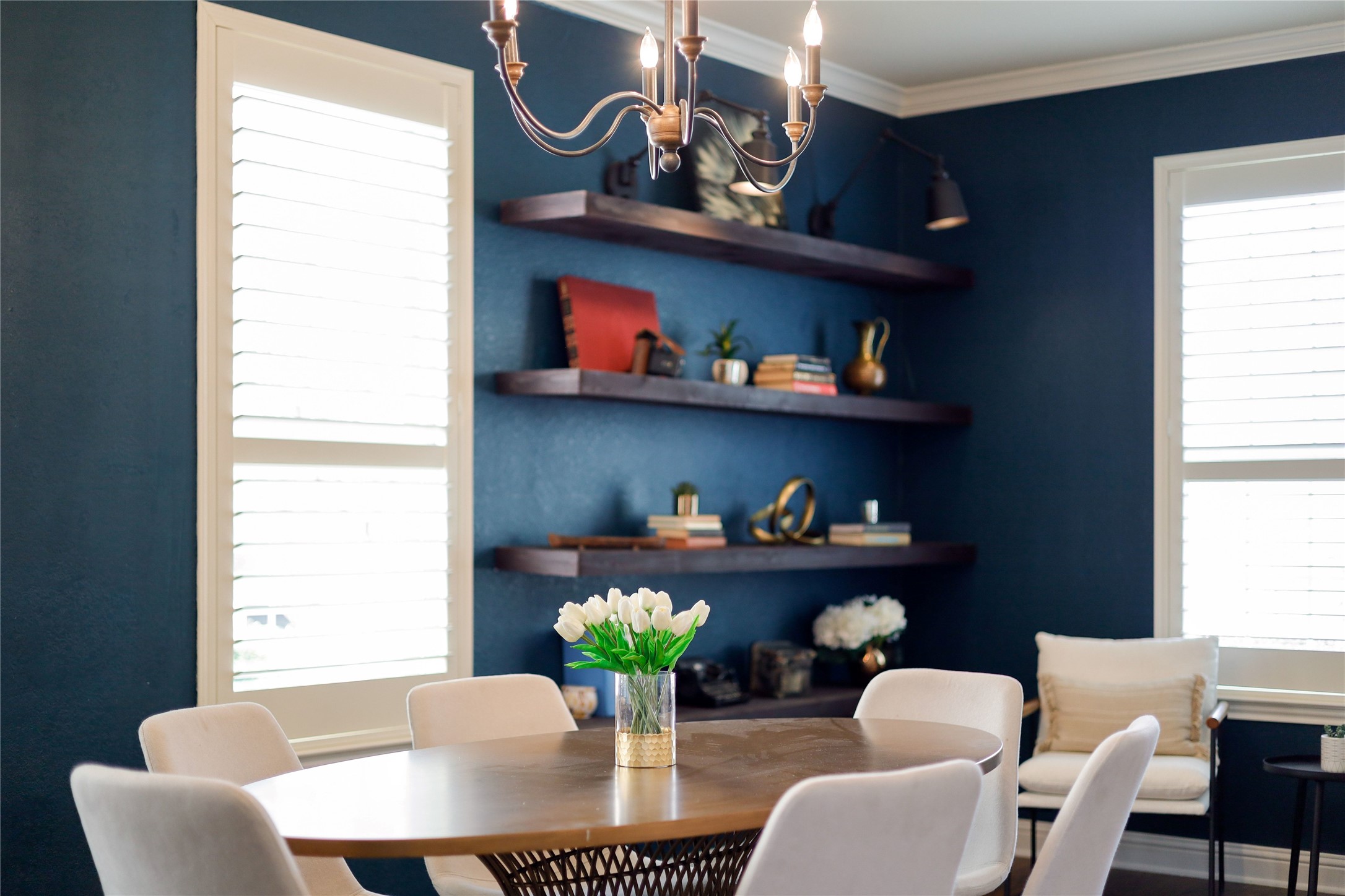 7621 Menler Drive Austin, TX 78735 - Photo 12 of 40 Formal dining/flex room