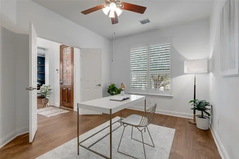 $900,000 | 7621 Menler Drive, Austin, TX 78735