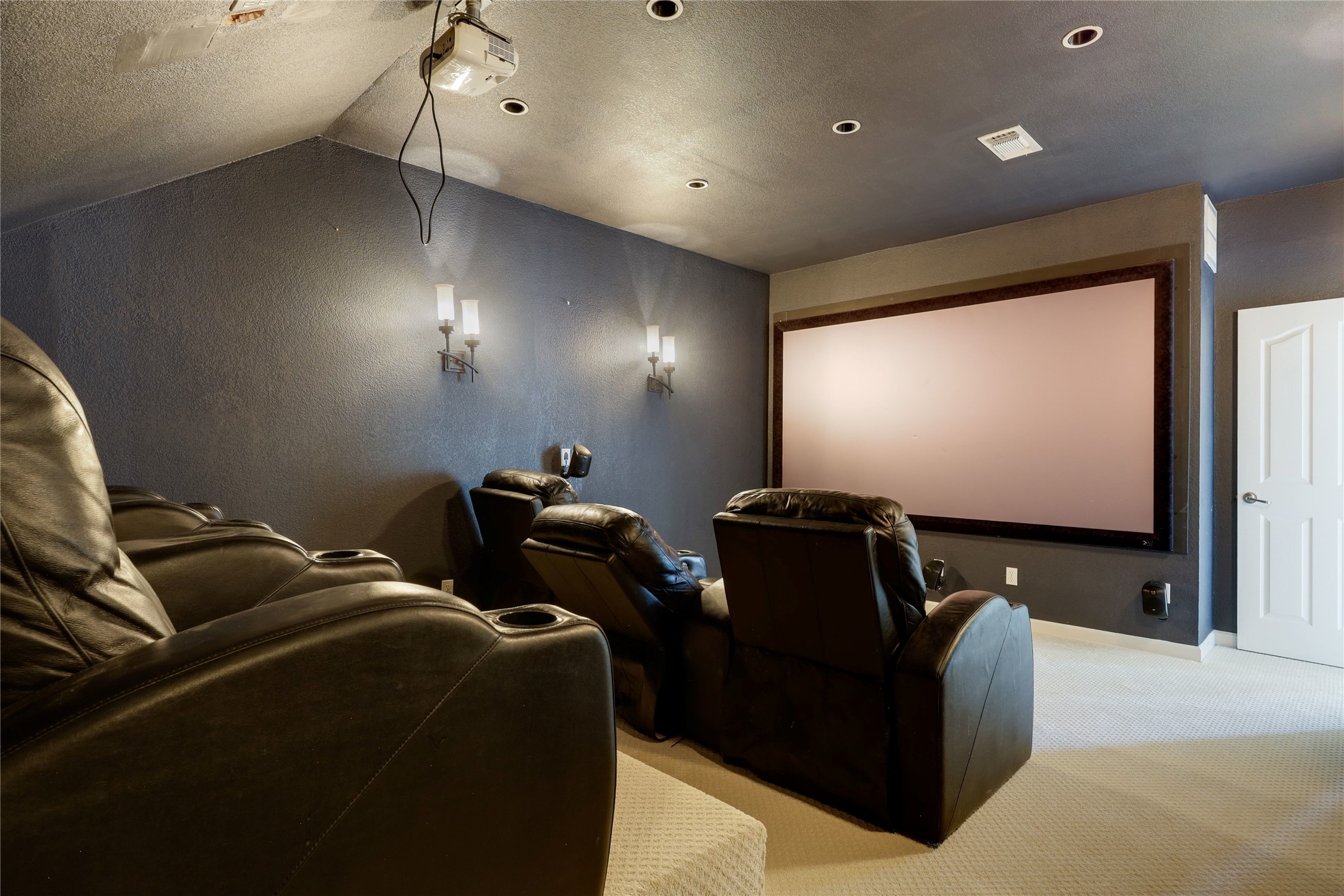 7621 Menler Drive Austin, TX 78735 - Photo 24 of 40 Media Room