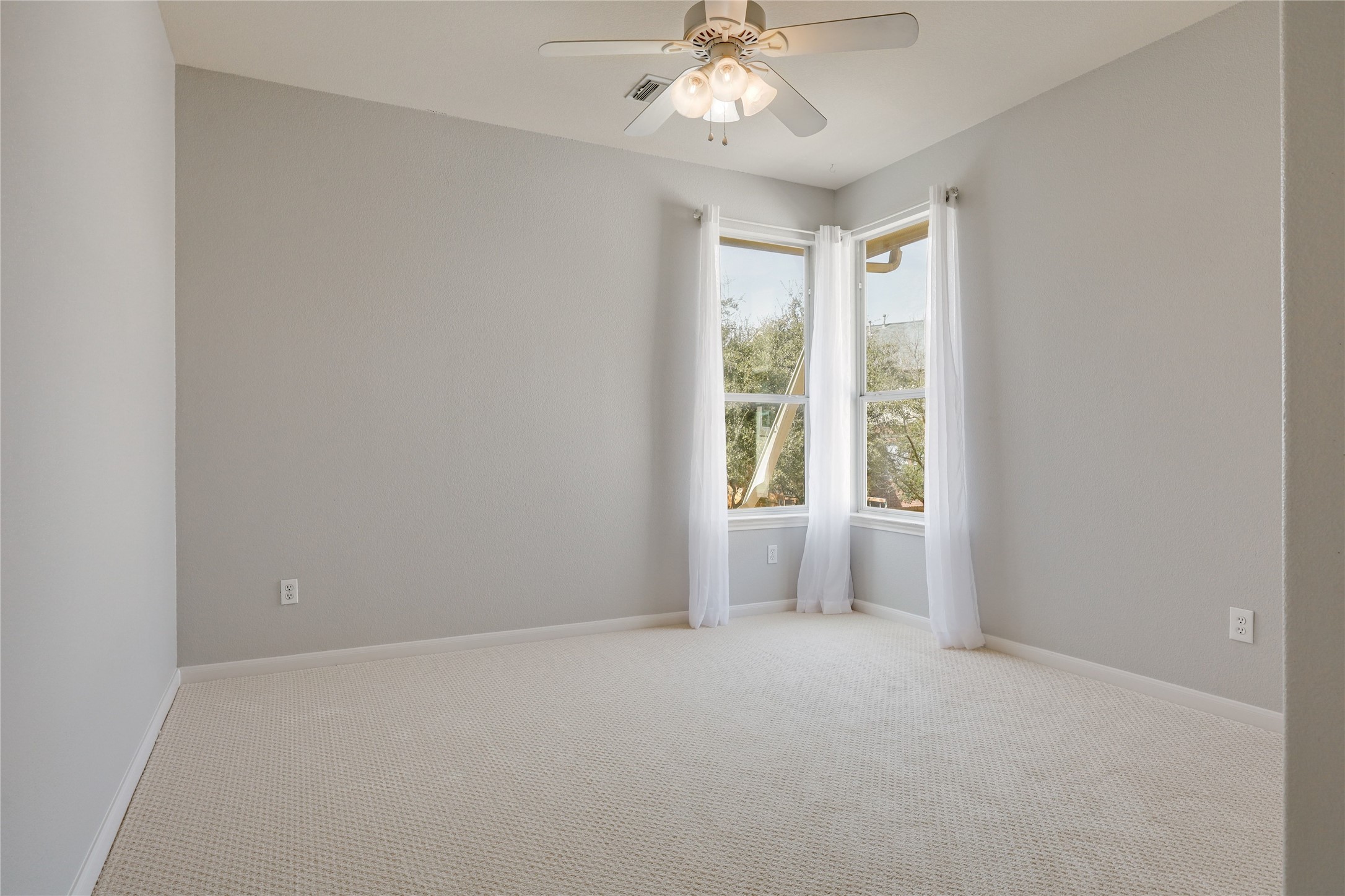 7621 Menler Drive Austin, TX 78735 - Photo 28 of 40 Bedroom 4