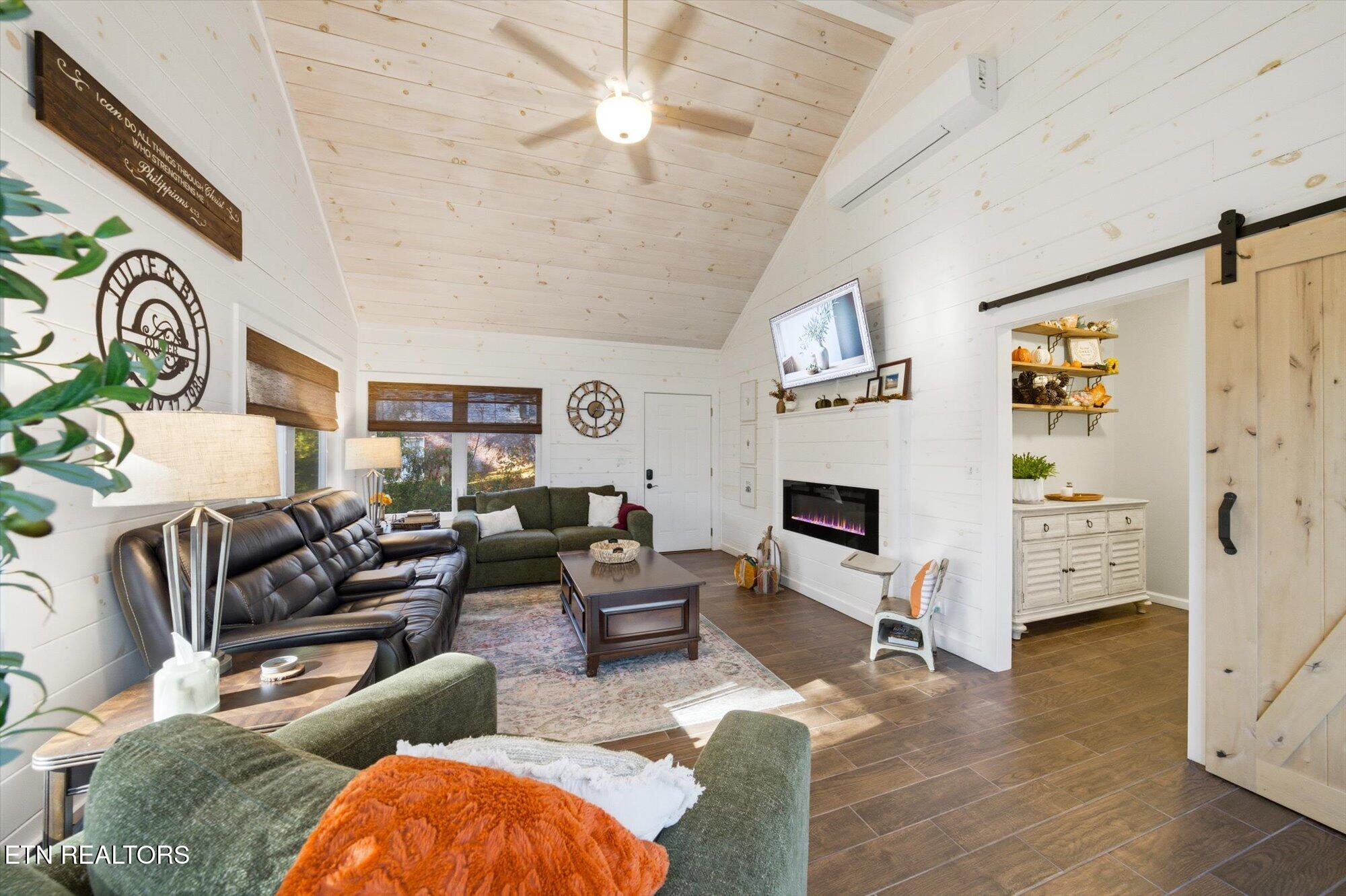 1417 Peach Tree Street Sevierville, TN 37862 - Photo 29 of 59 29-1417-Peach-Tree-St-Pigeon-Forge-TN-29