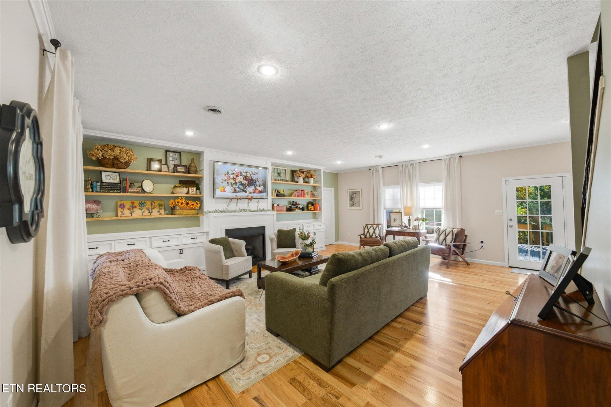 1417 Peach Tree Street Sevierville, TN 37862 - Photo 7 of 59 07-1417-Peach-Tree-St-Pigeon-Forge-TN-7