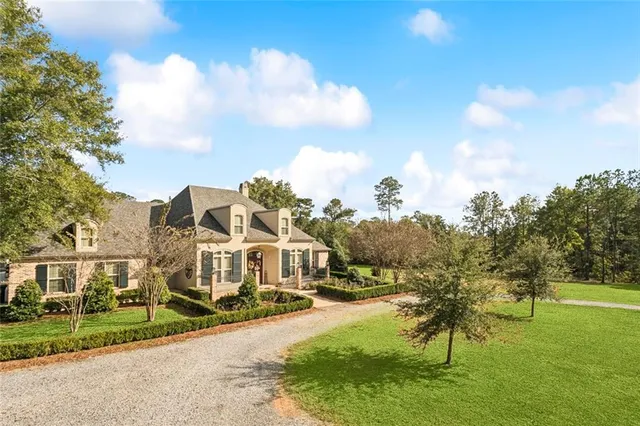 $1,095,000 | 206 Normandy Drive, Folsom, LA 70437