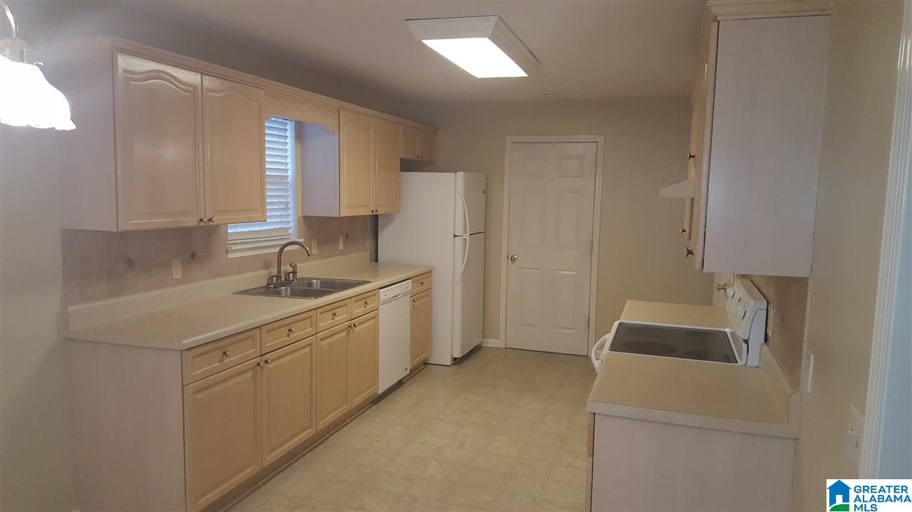 2706 Chestnut Way Pinson, AL 35126 - Photo 6 of 20