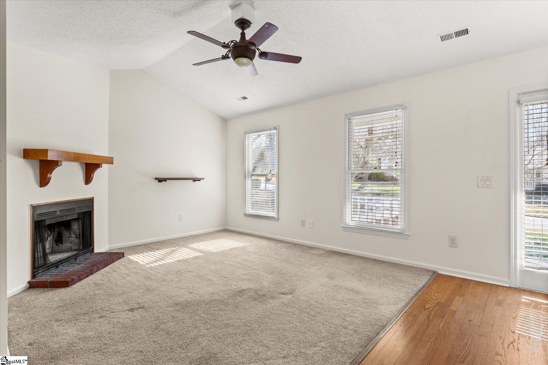 407 Timberview Lane Simpsonville, SC 29681 - Photo 6 of 25 Gallery Image 6