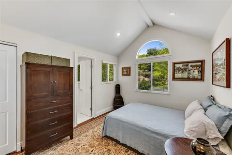 $799,000 | 127 Stone Bridge Square, Chappaqua, NY 10514
