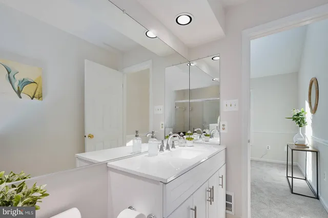 $450,000 | 9303 Kendal Circle, Laurel, MD 20723