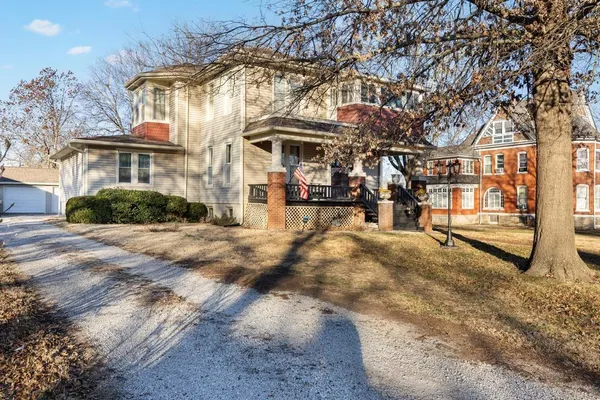 $295,000 | 816 South Crawford Street, Fort Scott, KS 66701