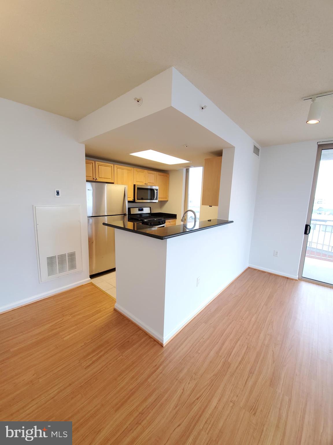 2726 Gallows Road, Unit 719 Vienna, VA 22180 - Photo 20 of 32 Gallery Image 20