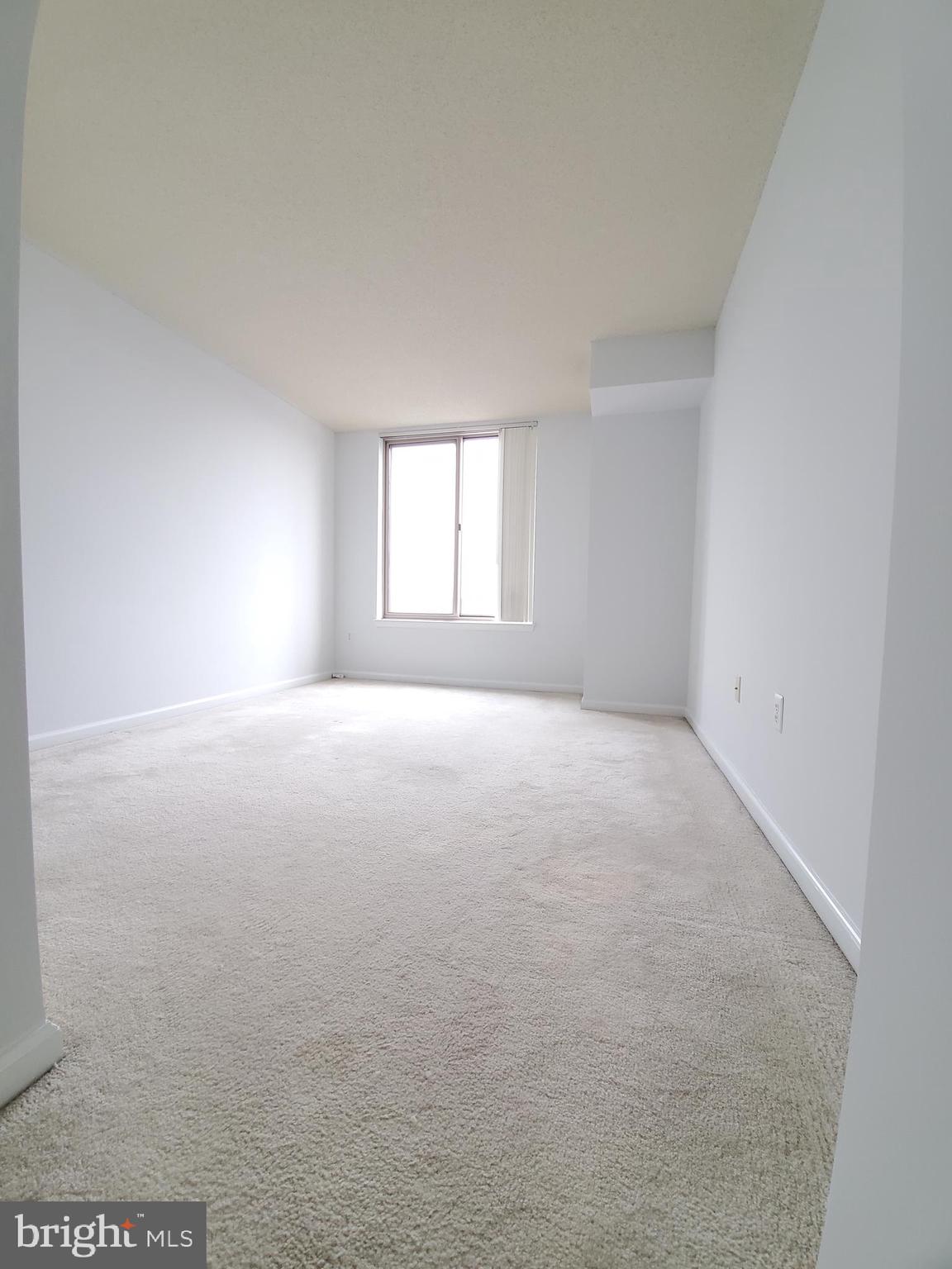 2726 Gallows Road, Unit 719 Vienna, VA 22180 - Photo 26 of 32 Gallery Image 26