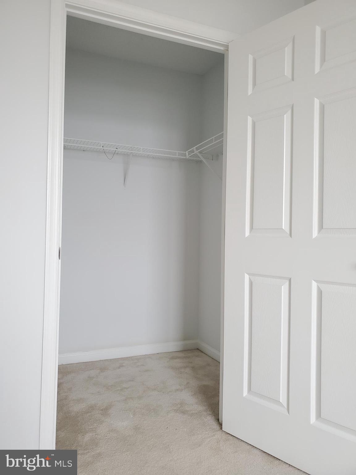 2726 Gallows Road, Unit 719 Vienna, VA 22180 - Photo 29 of 32 Gallery Image 29
