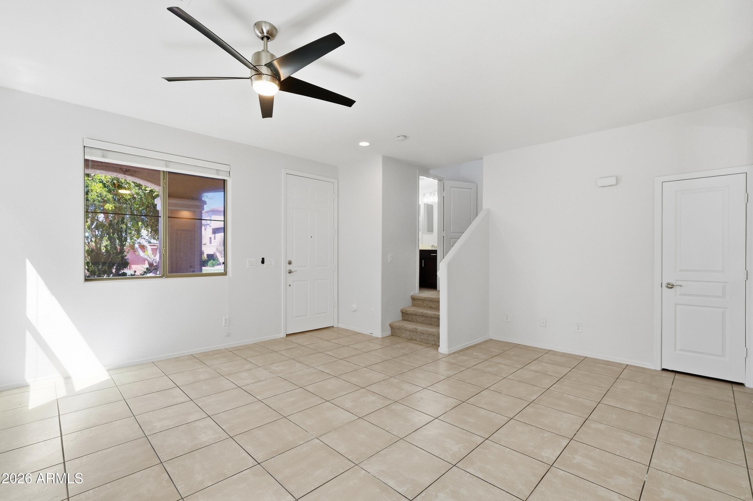 1695 East Joseph Way Gilbert, AZ 85295 - Photo 5 of 18 009_ListerPros (44)