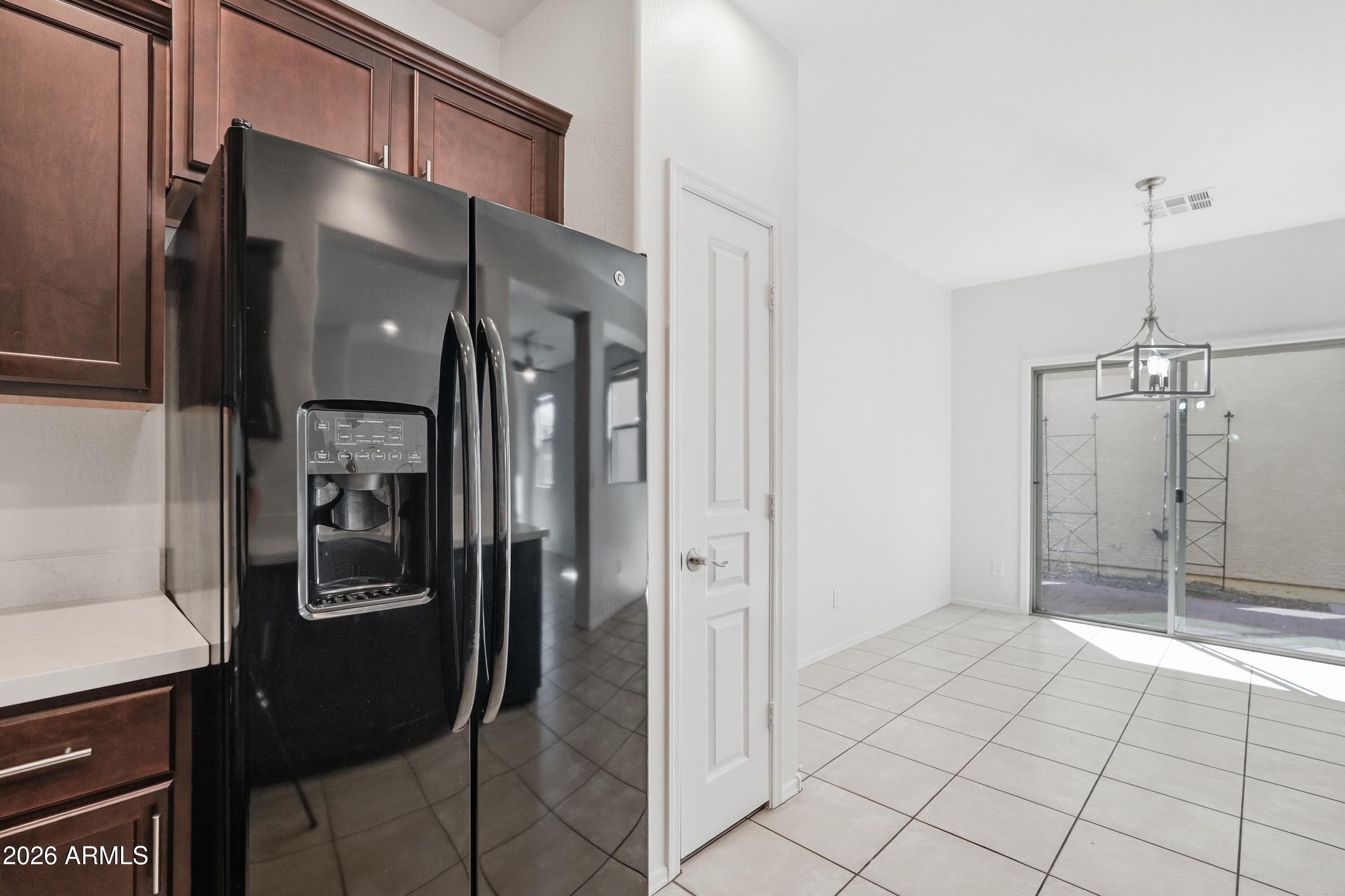 1695 East Joseph Way Gilbert, AZ 85295 - Photo 9 of 18 014_ListerPros (41)