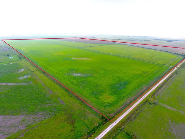 $1,589,000 | 768 Million Dollar Road, Palacios, TX 77465