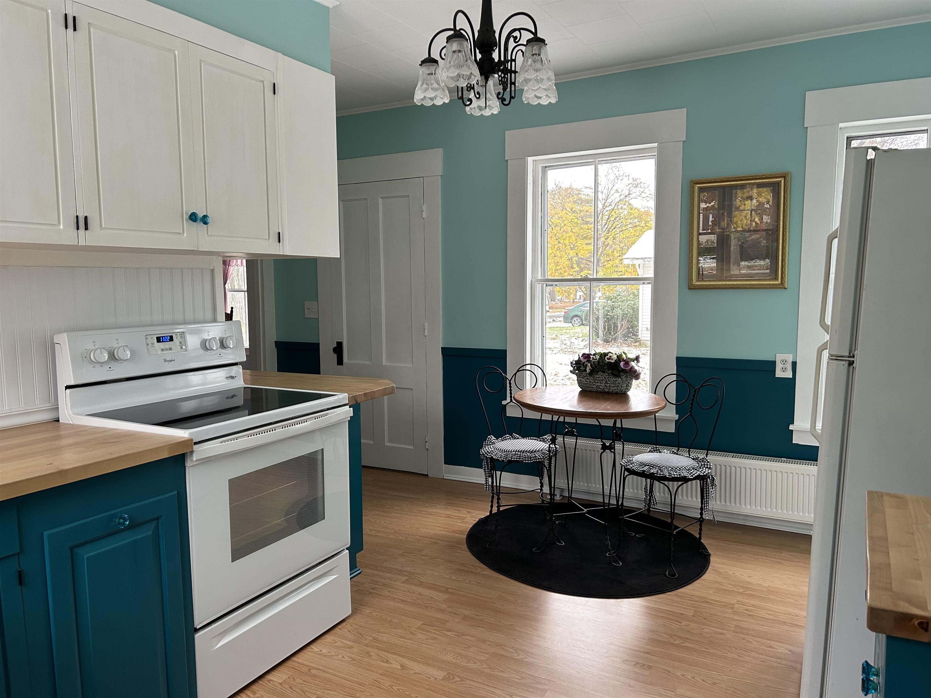 68 Front Street Springfield, VT 05156 - Photo 3 of 26