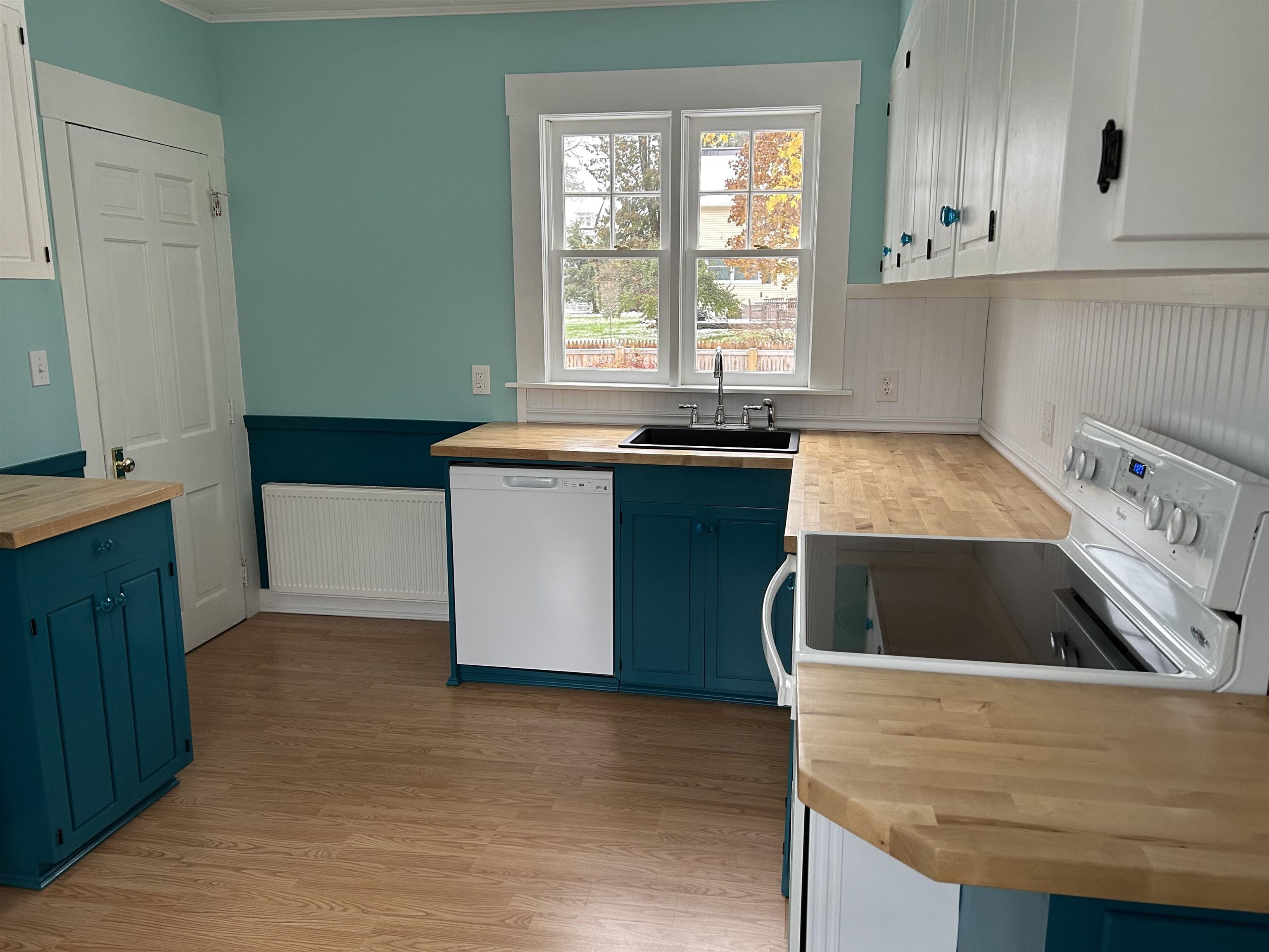 68 Front Street Springfield, VT 05156 - Photo 5 of 26