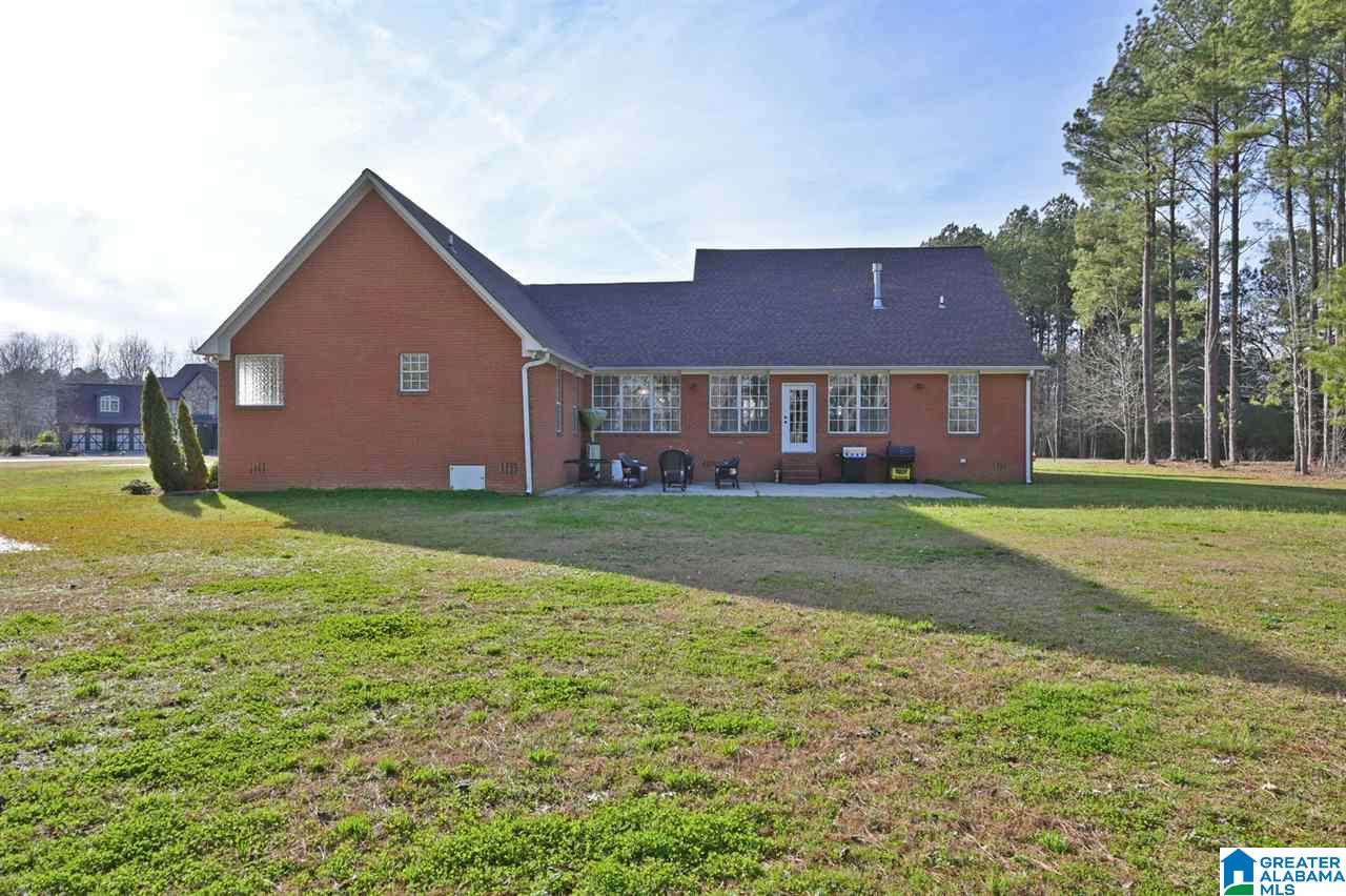 81 Eastview Boulevard Cullman, AL 35057 - Photo 4 of 31