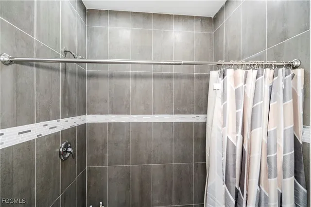 $298,000 | 8031 Sandy Circle, LaBelle, FL 33935