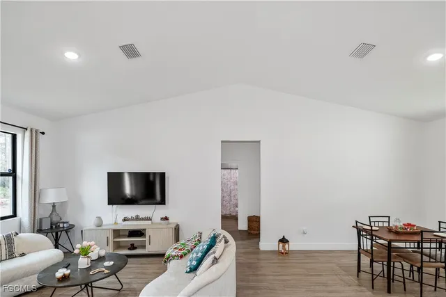 $298,000 | 8031 Sandy Circle, LaBelle, FL 33935