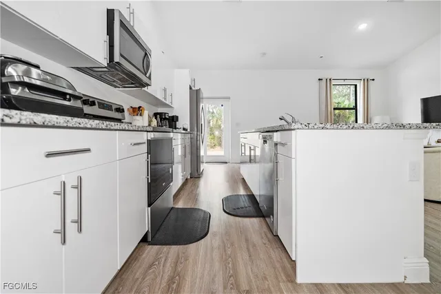 $298,000 | 8031 Sandy Circle, LaBelle, FL 33935