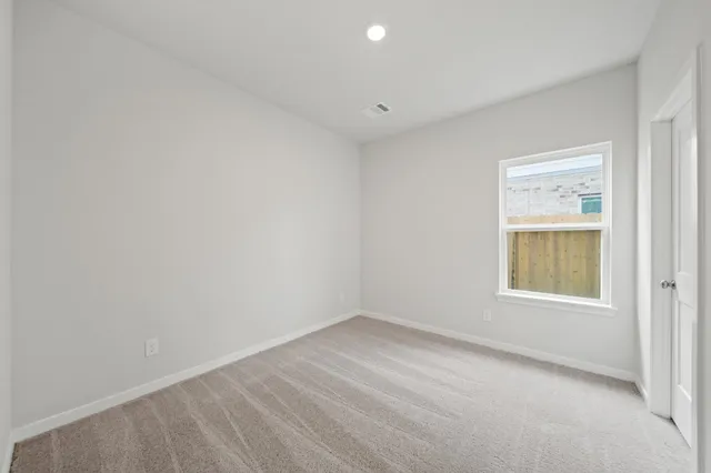 $324,900 | 316 Bennett Street, Angleton, TX 77515