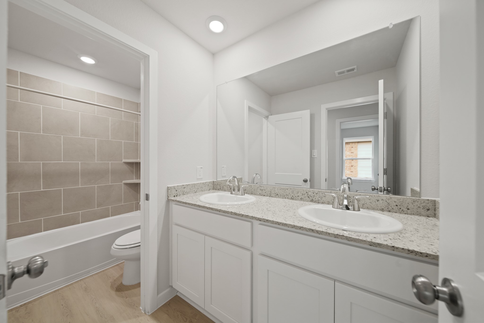 316 Bennett Street Angleton, TX 77515 - Photo 24 of 33