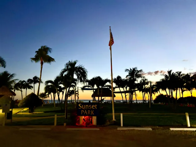 $1,400,000 | 640 9th Street, Key Colony Beach, FL 33051