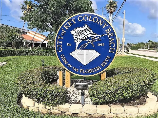 $1,400,000 | 640 9th Street, Key Colony Beach, FL 33051