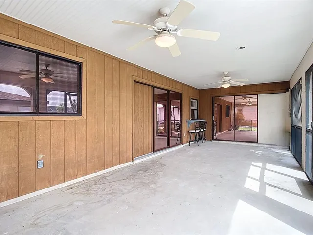a view of a livingroom with a workspace