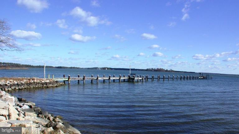 5301 Ross Neck Road Cambridge, MD 21613 - Photo 7 of 30 Pier out into Little Choptank River.