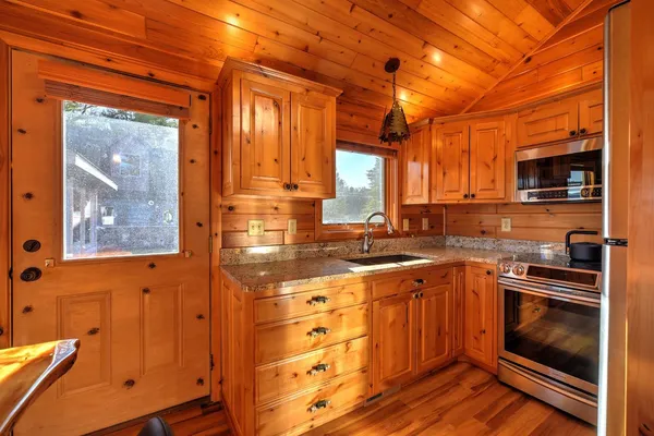 $1,500,000 | 3915 County Road A, Webster, WI 54893