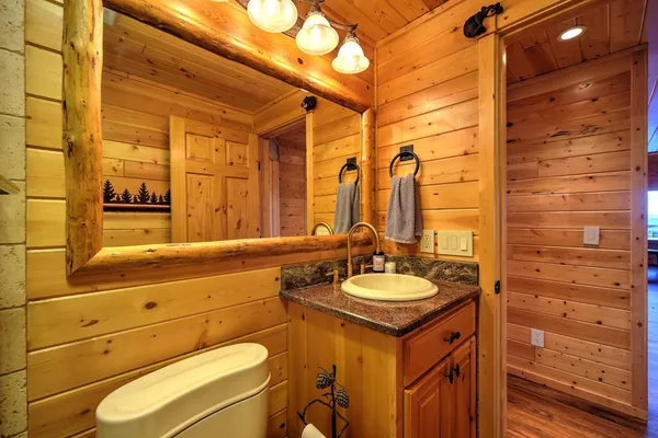 $1,500,000 | 3915 County Road A, Webster, WI 54893