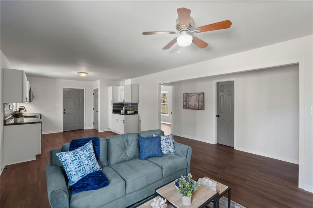137 Cheyenne Trail Martin, GA 30557 - Photo 2 of 26