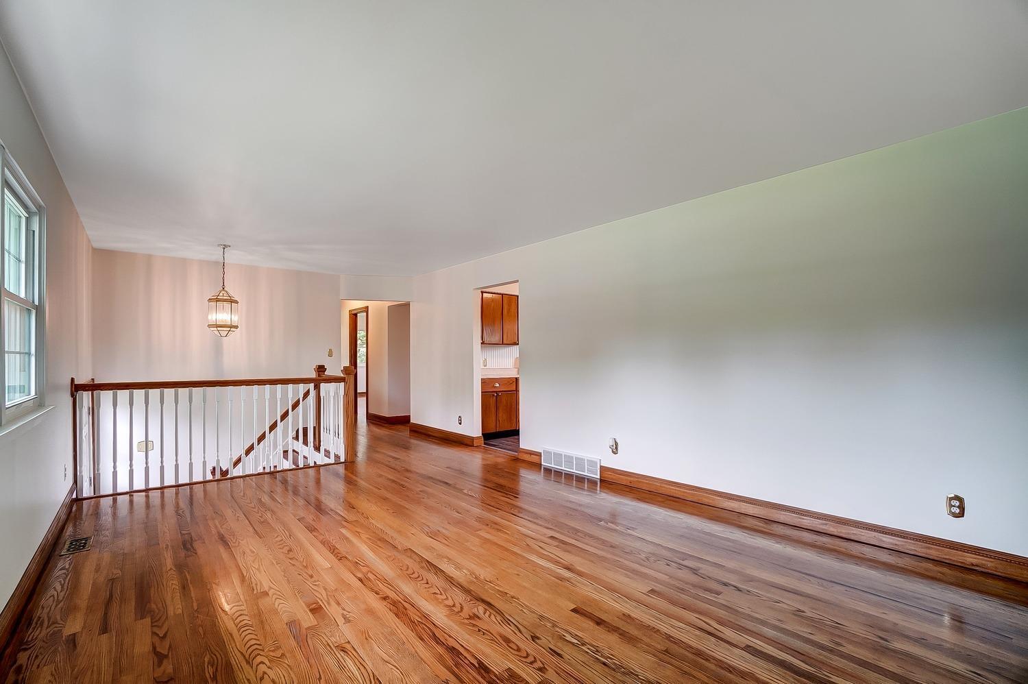 6035 Decker Road Franklin, OH 45005 - Photo 7 of 38